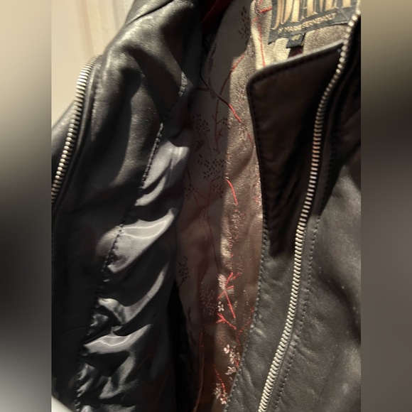 Excellent Quality Swedish Women’s Leather Jacket designed by Marie Serneholt. - Picture 4 of 4